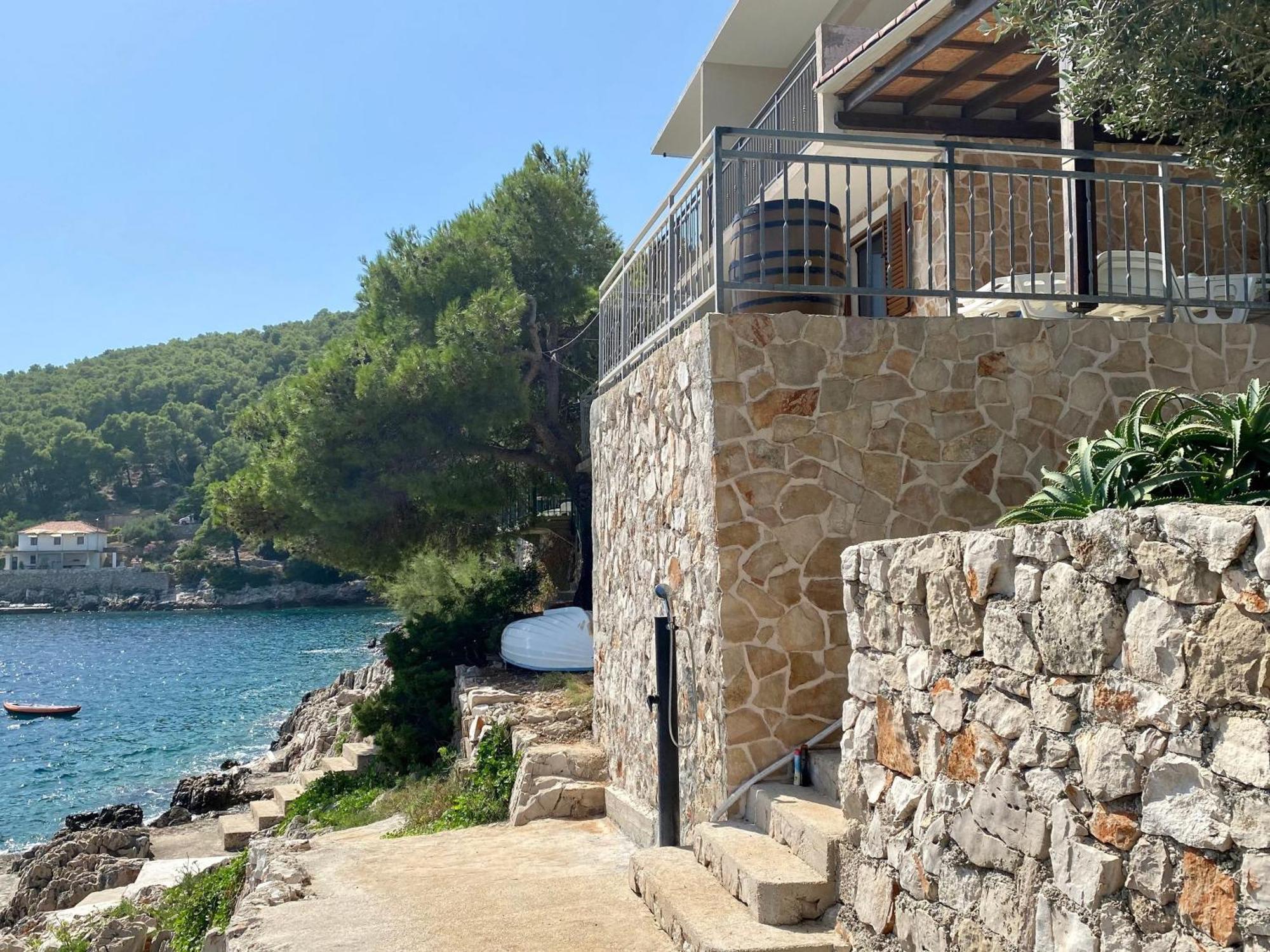 Secluded Fisherman's Cove Lucica, Hvar - 15546 Сasa de vacaciones